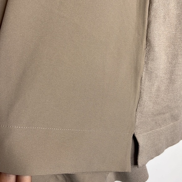 Soft Surroundings 1x Beige Long Sleeve V Neck Top - Picture 6 of 9